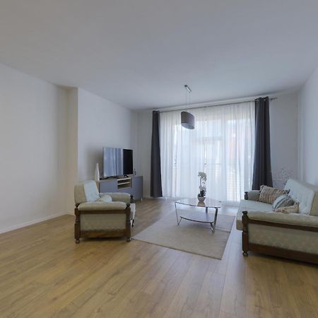 Shon Apartment Old Town Братислава Экстерьер фото