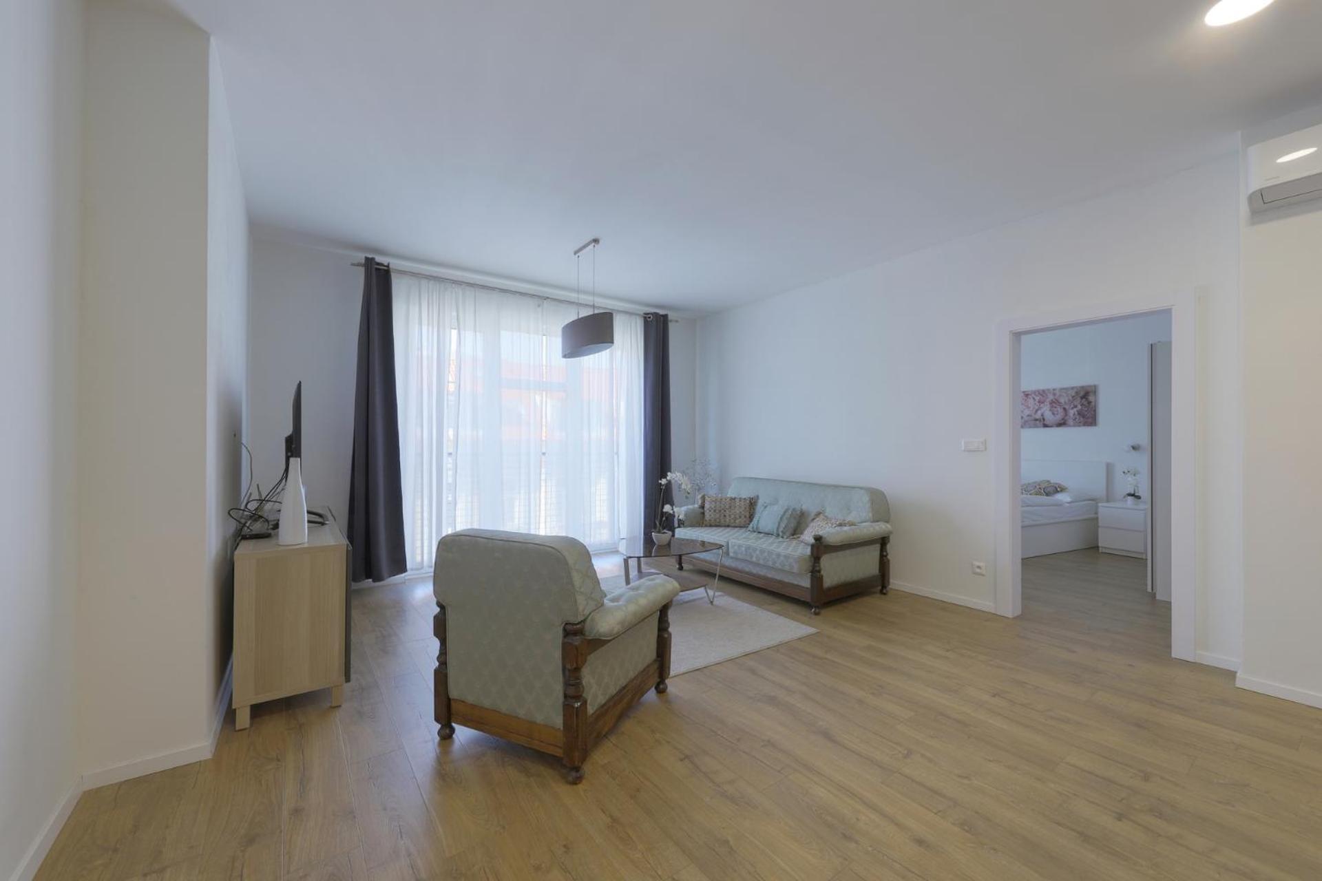 Shon Apartment Old Town Братислава Экстерьер фото