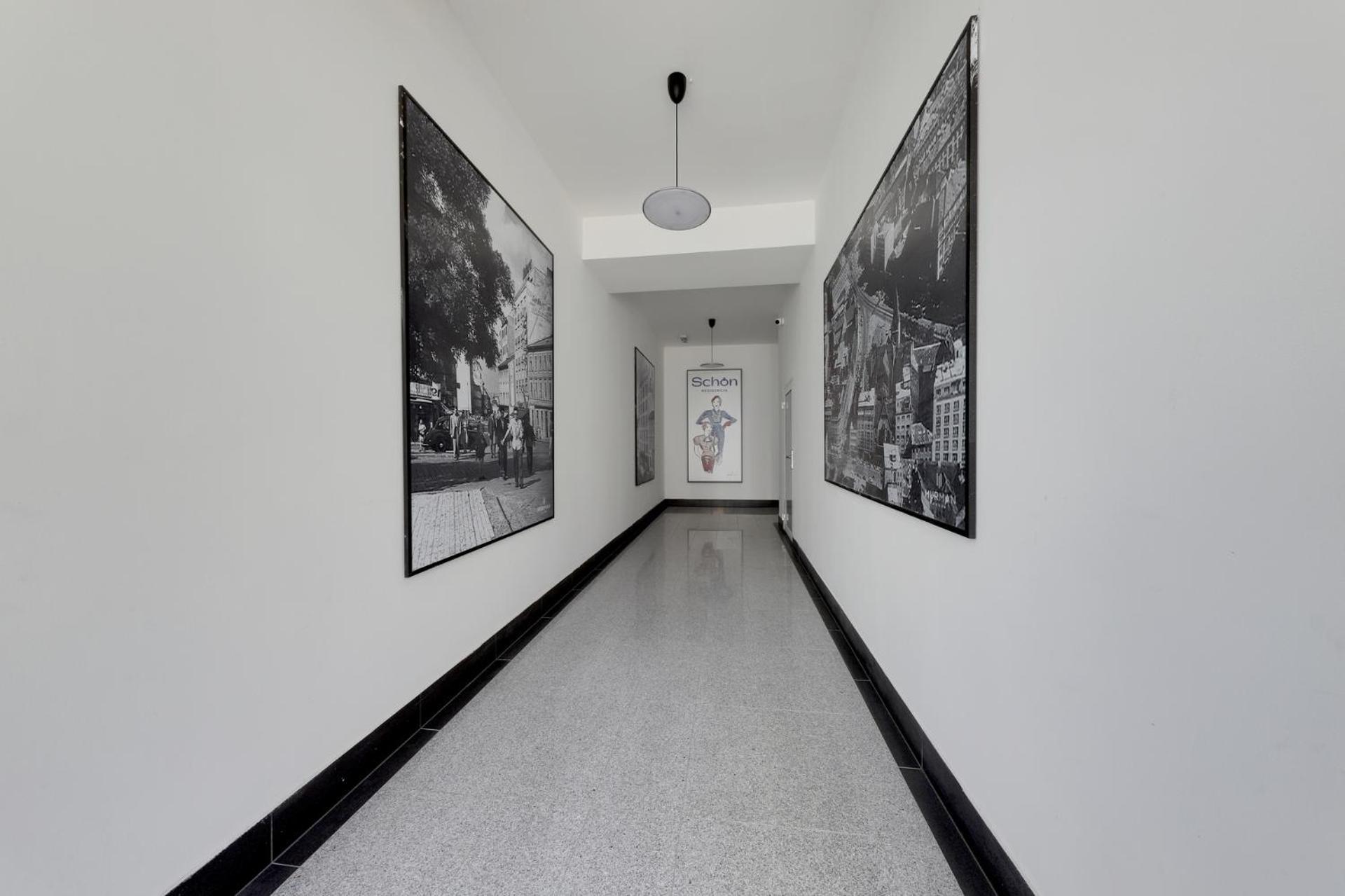 Shon Apartment Old Town Братислава Экстерьер фото