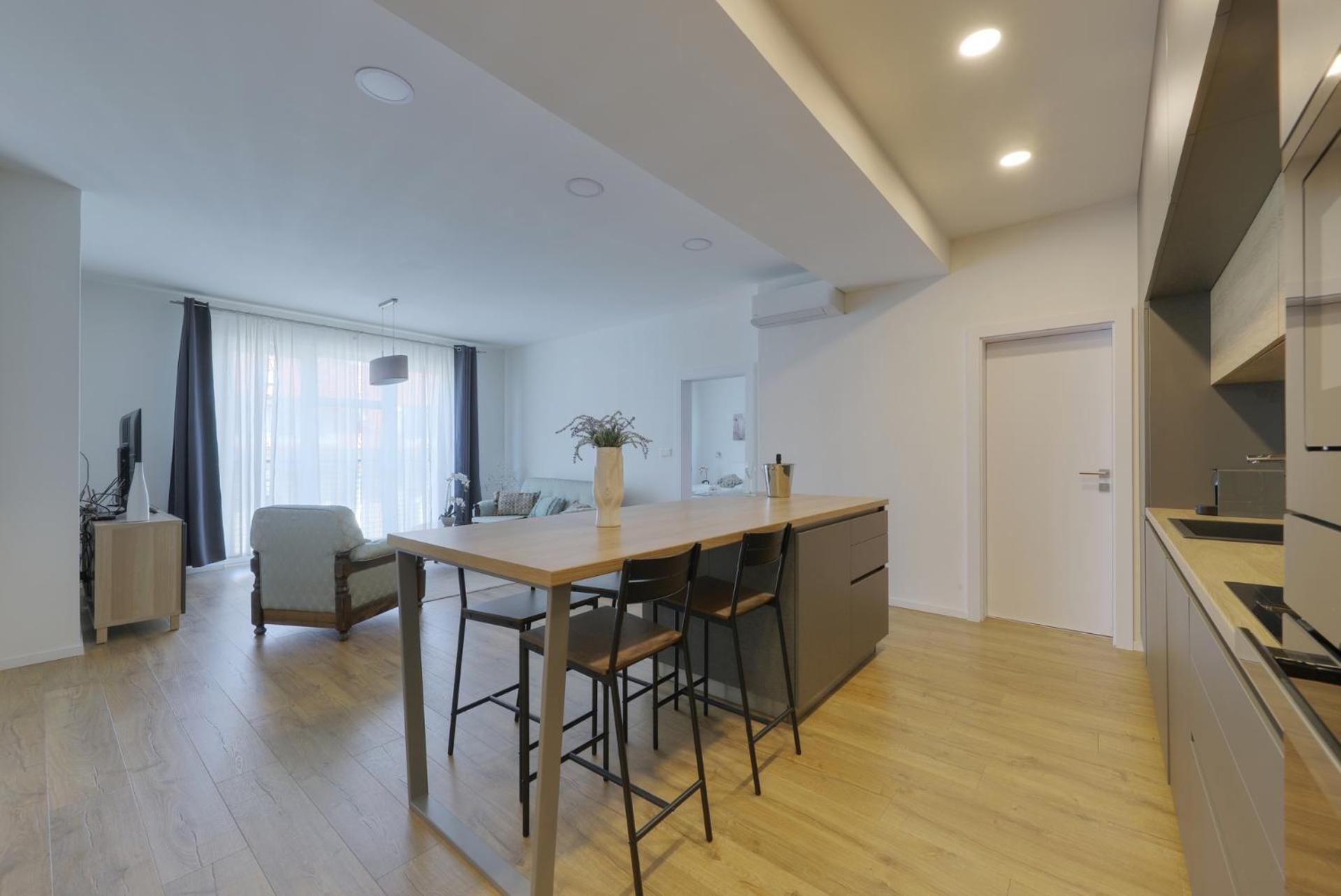 Shon Apartment Old Town Братислава Экстерьер фото