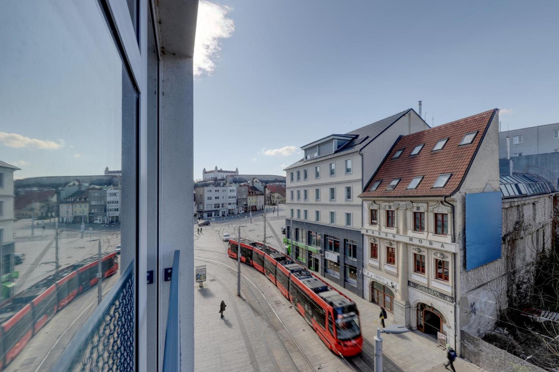 Shon Apartment Old Town Братислава Экстерьер фото